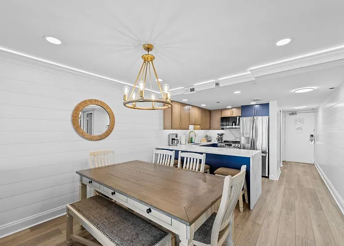 Extraordinary Oceanfront Penthouse - Unit 1210