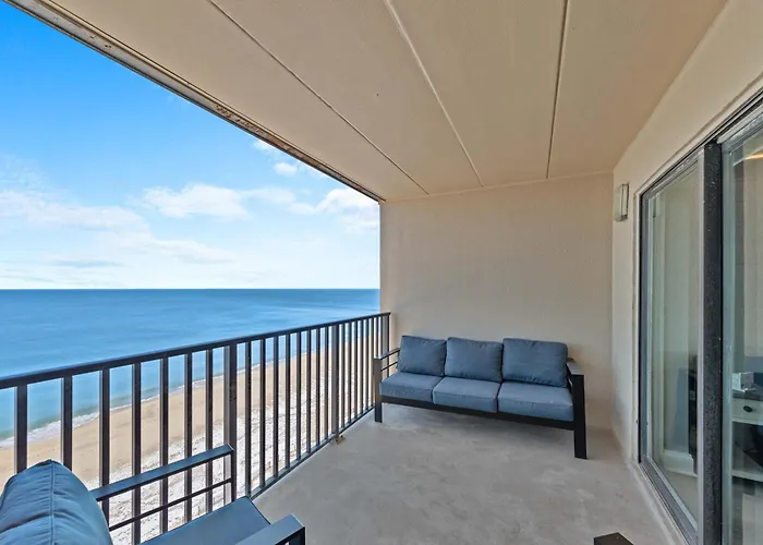 Extraordinary Oceanfront Penthouse - Unit 1210 Holiday home *