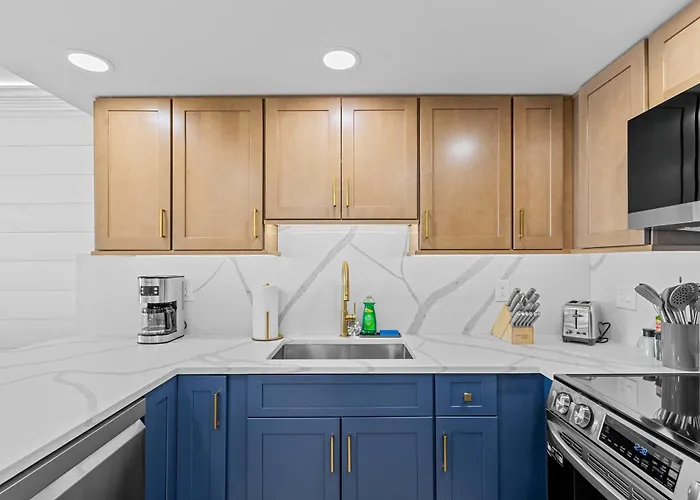 Extraordinary Oceanfront Penthouse - Unit 1210 Ocean City
