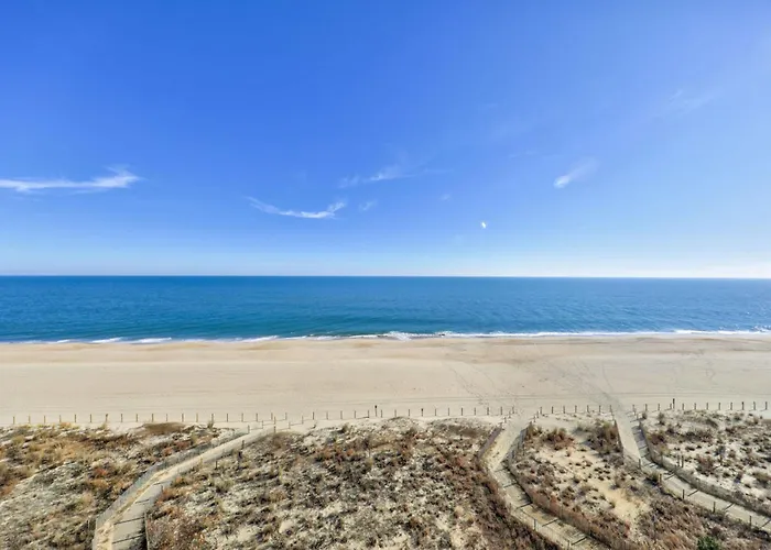 Extraordinary Oceanfront Penthouse - Unit 1210 *
