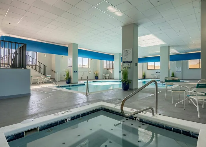 Holiday home Extraordinary Oceanfront Penthouse - Unit 1210 *