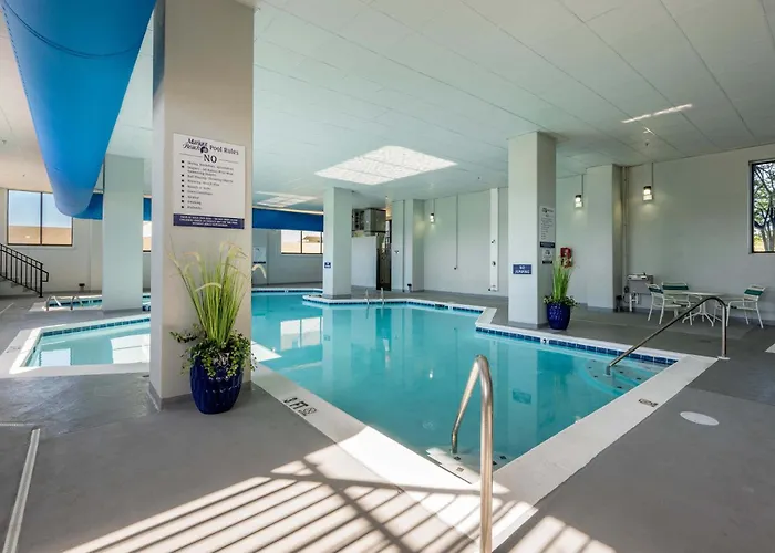 Extraordinary Oceanfront Penthouse - Unit 1210 Holiday home