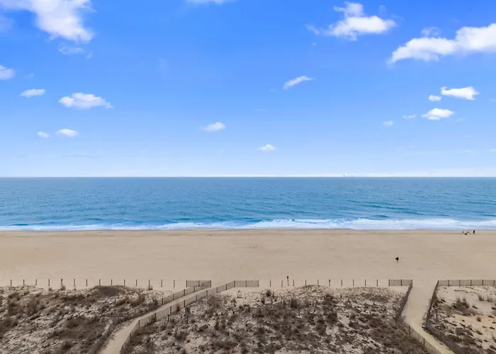 Extraordinary Oceanfront Penthouse - Unit 1210 Holiday home *